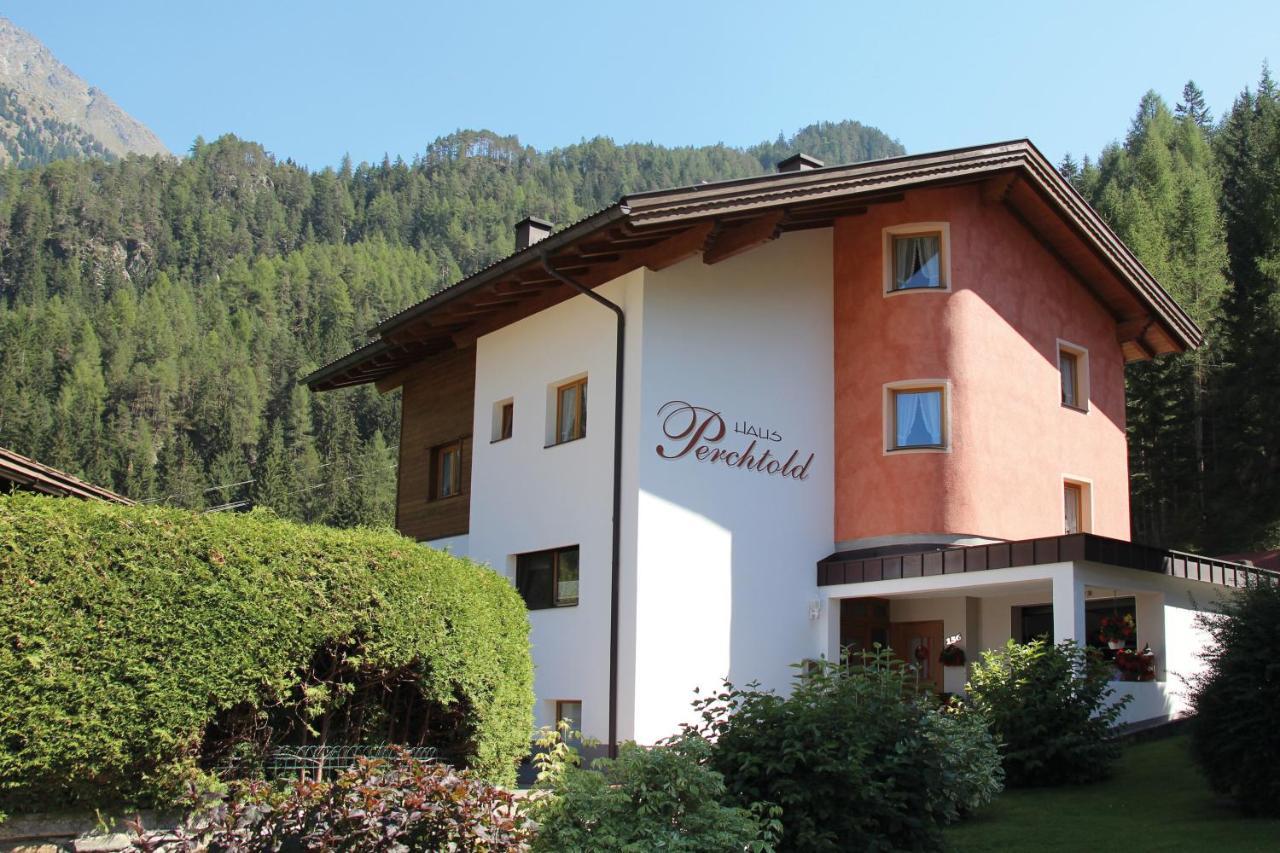 Haus Perchtold Apartment Huben  Exterior photo